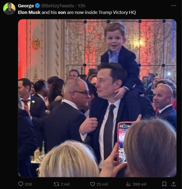 Elon Musk y su hijo XÆ A-XII en la fiesta de Donald Trump / Foto: Captura de pantalla