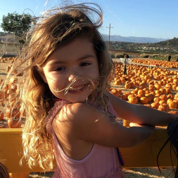  Cómo ha crecido Elena Camil, hija de Jaime Camil y Heidi Balvanera 