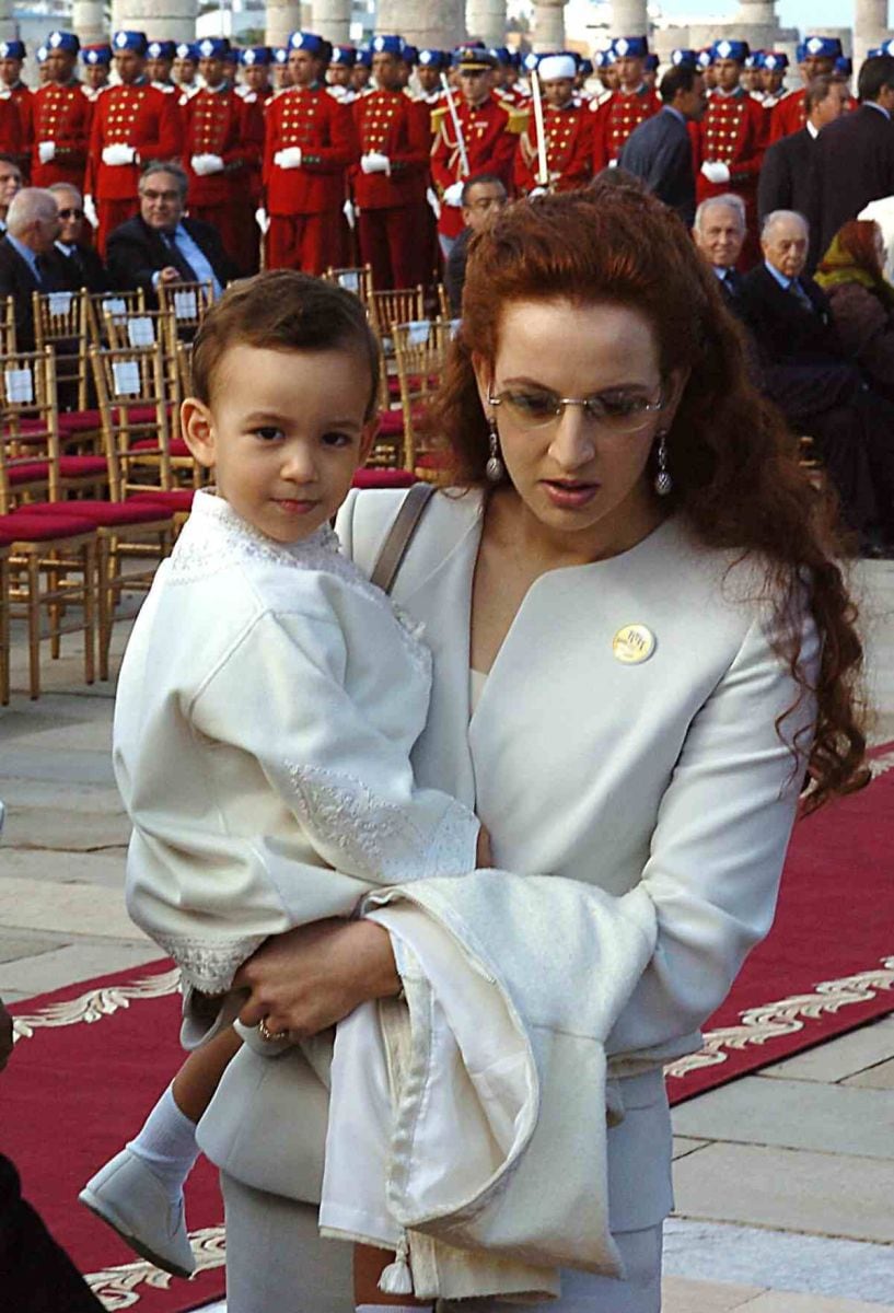 El video de Mulay Hassan, heredero del trono de Marruecos, que deja en el olvido a su mamá, Lalla Salma, la princesa desaparecida
