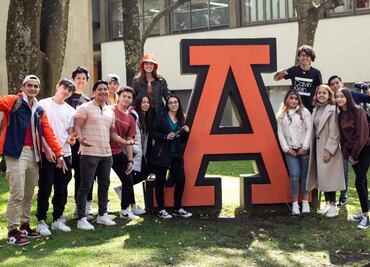 Nueva generación de la Anáhuac recibe la bienvenida