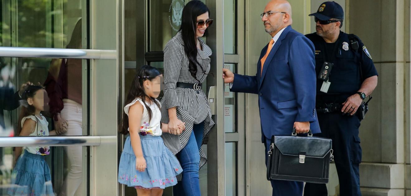 Gemelas de El Chapo, las únicas que podrán visitarlo en la cárcel