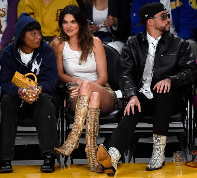 Kendall Jenner seduce con el 'knitkini' que es casi imposible de llevar