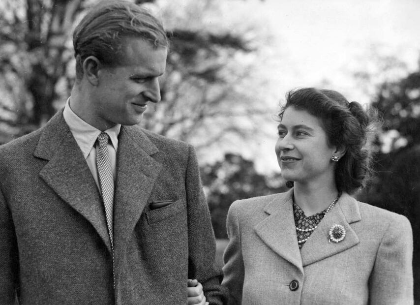 La reina Isabel II del Reino Unido murió "con el corazón roto"