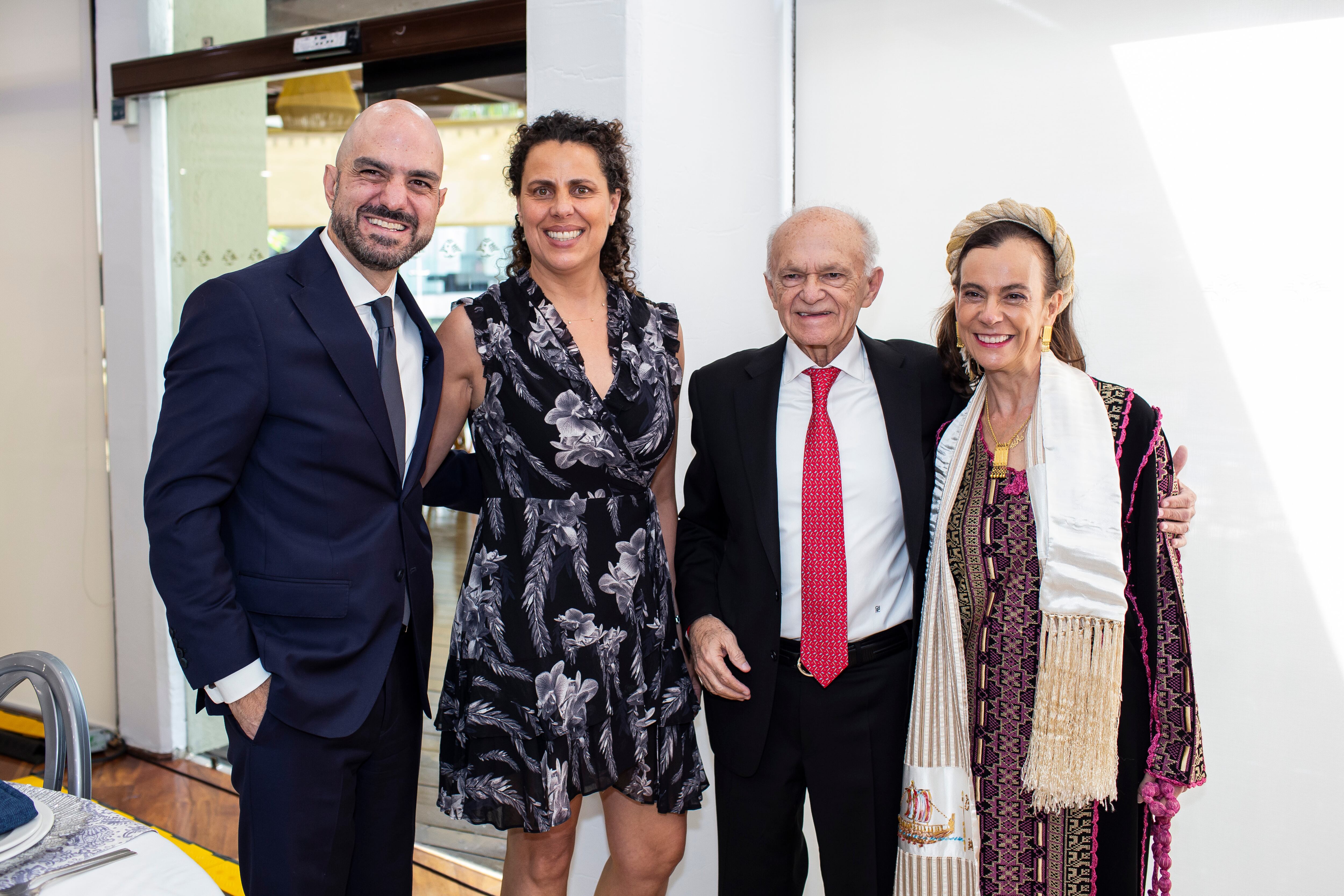 Daniel y Lucia Karam con Alfredo Harp Helú e Isabel Grañen/Esteban Torreblanca.