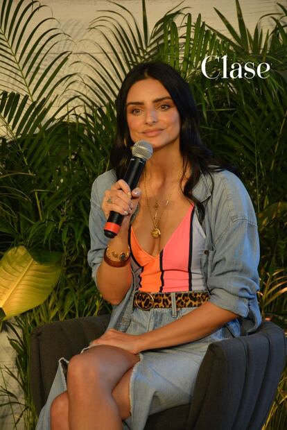 Aislinn Derbez negó separación con Mauricio Ochmann y evade trifulca con los medios
