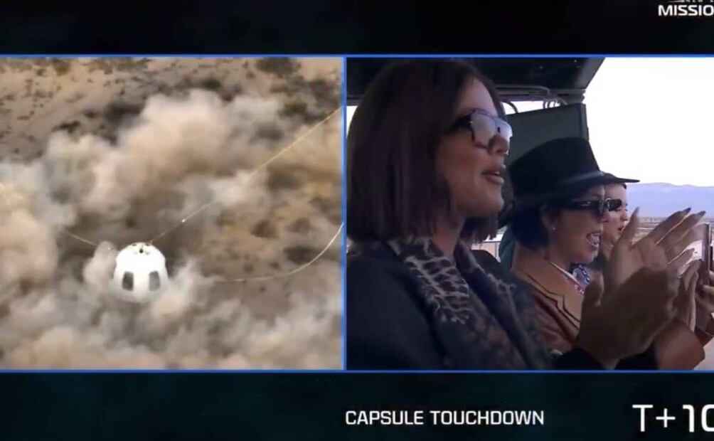 Khloé Kardashian y Kris Jenner emocionadas tras el aterrizaje de la misión NS-31 / Foto: Captura - Blue Origin