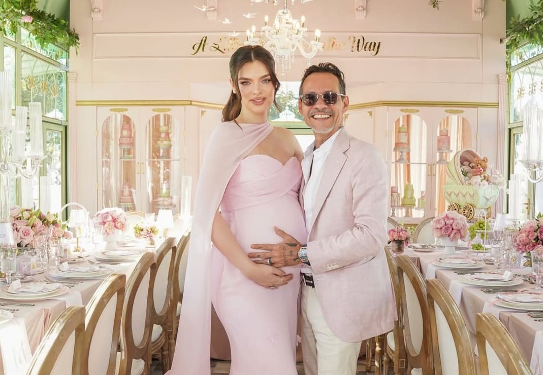 Fotos: Marc Anthony y Nadia Ferreira celebran exclusivo baby shower para su hija
