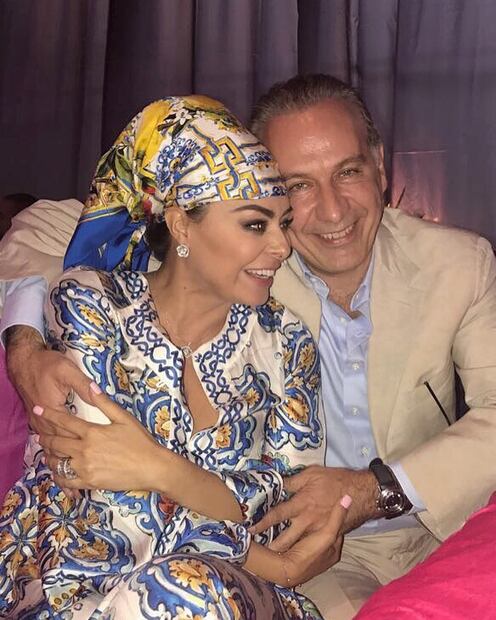 Yadhira Carillo y Juan Collado celebran otro año de amor y complicidad