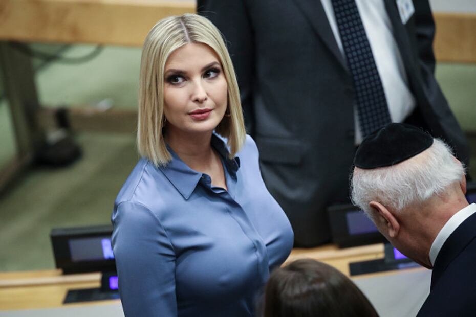 Faux pas: Ivanka Trump se olvida del sostén 