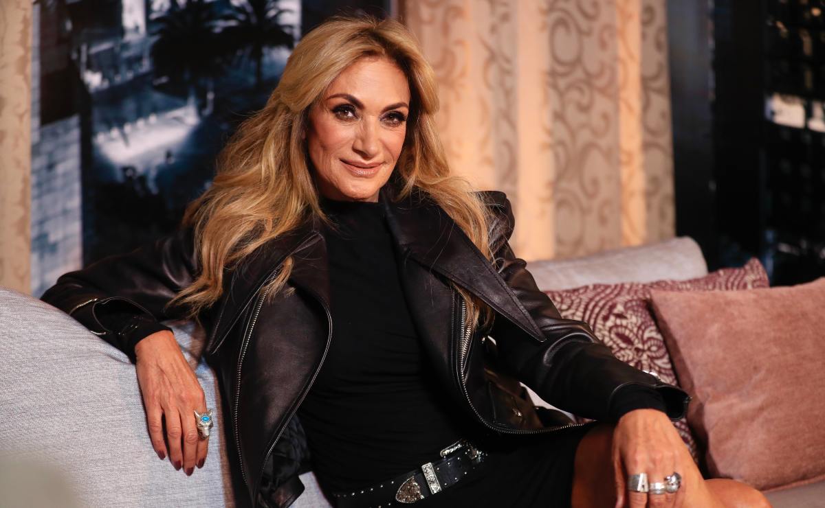 Adela Micha juega "yo nunca nunca" y revela algunos secretos sexuales