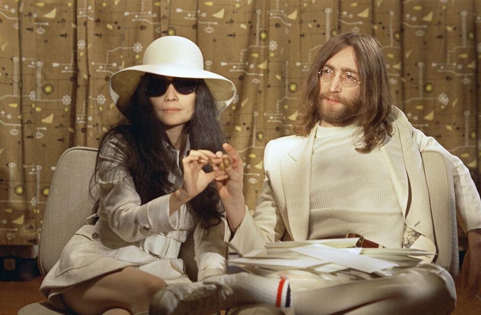 Parejas de famosos que revelaron detalles de su intimidad