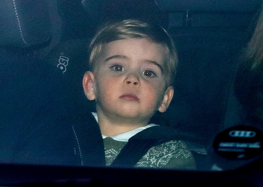 El príncipe Louis va de paseo al museo y conquista ¡tiene los ojos de su mamá! 