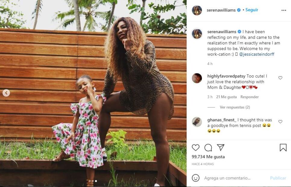 Serena Williams disfruta de unas vacaciones con minivestido transparente animal print