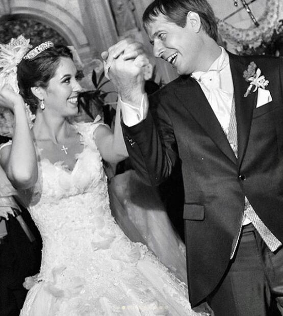 Giovanna Acha y Jordan Lindsey celebran 7 años de amor