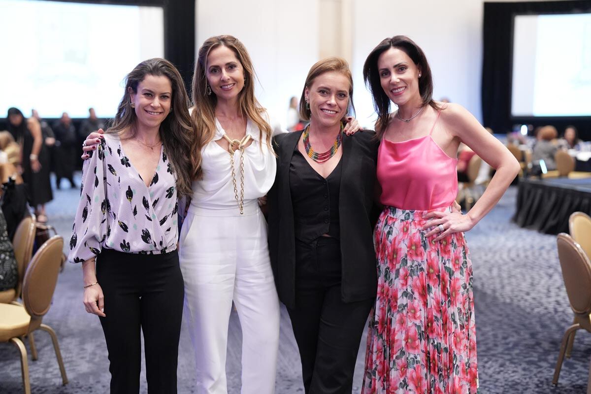 Ana Kairuz, Yanín Trabulce, Almudena García y Mariel Tamer. (Foto: Leonardo Gómez)
