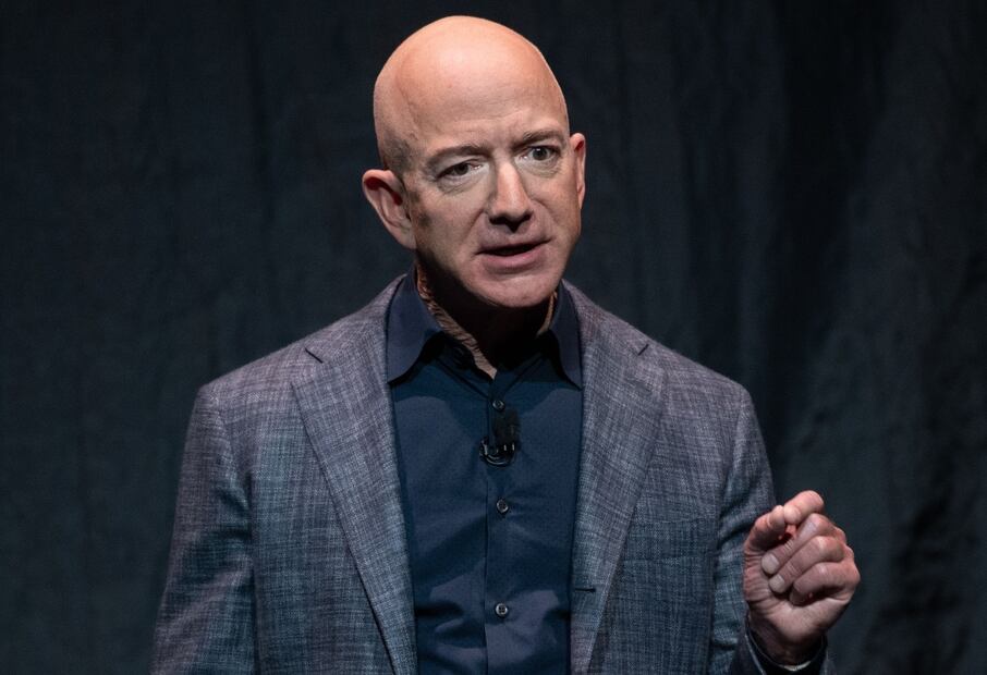 Jeff Bezos recuerda con nostalgia su primer trabajo en McDonald's