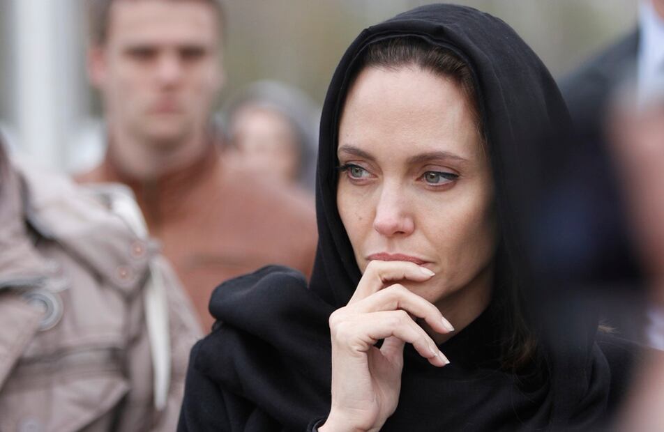 Las 11 cosas más extrañas sobre Angelina Jolie 