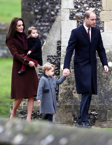 El príncipe George y la princesa Charlotte se roban el invierno 