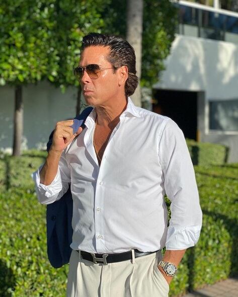 Roberto Palazuelos envuelto en escándalo por recibir protección de la Guardia Nacional en carnaval de Yucatán 