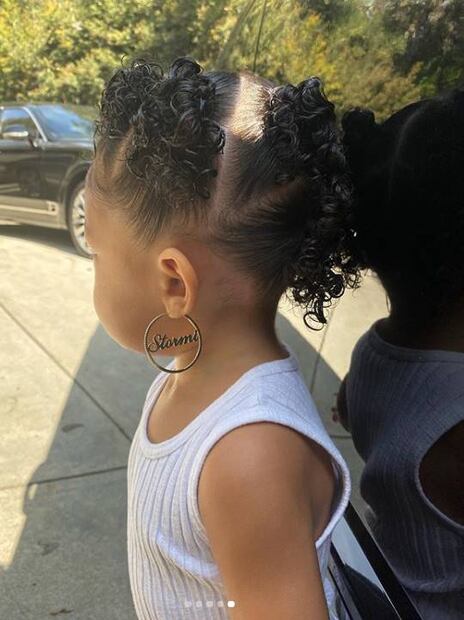 Las lujosas arracadas de Stormi que conquistaron la web 