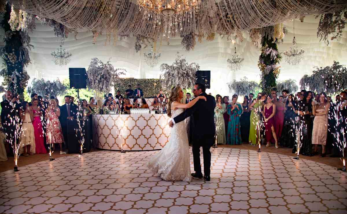 Así fue la boda de José Adolfo Murat y Azul Etcheverry en San Miguel de Allende