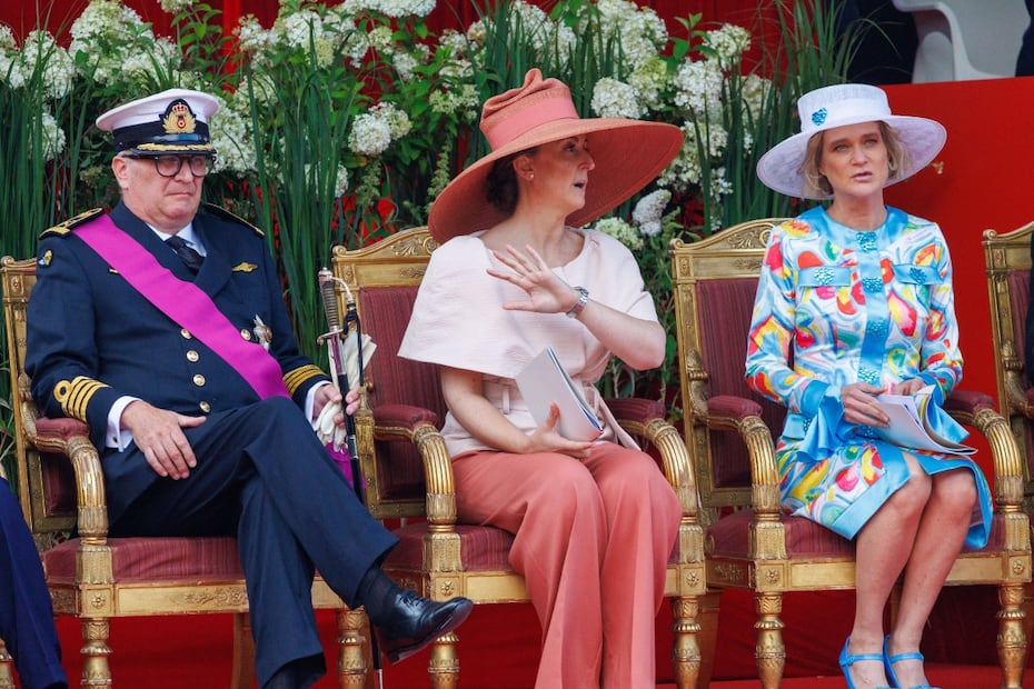 Laurent, el polémico príncipe de los belgas; la princesa Claire y la princesa Delphine / EFE