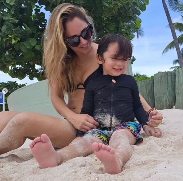 Sherlyn y su hijo André celebran su cumpleaños / Instagram: @sherlyny