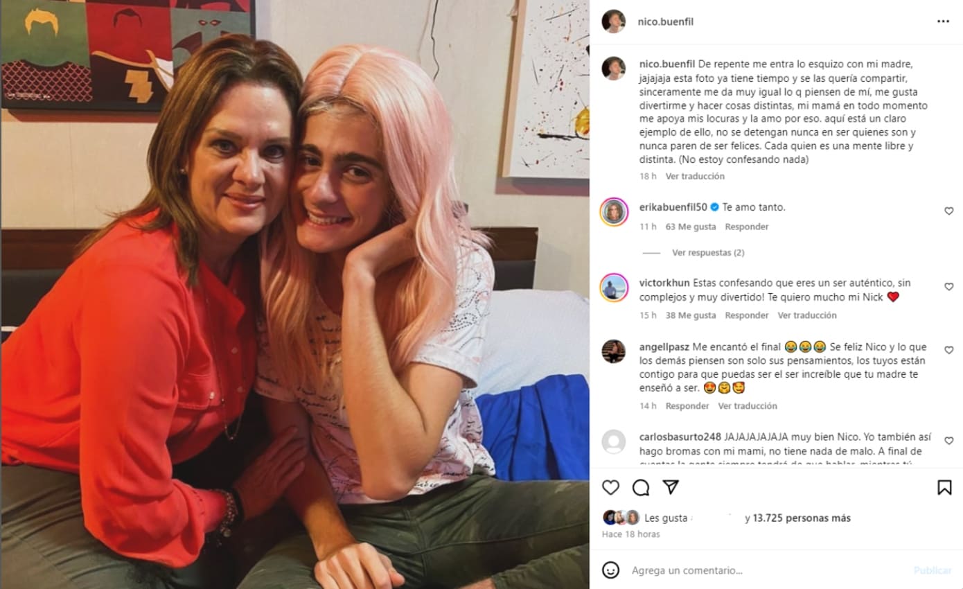 Érika Buenfil y su hijo Nicolás / Instagram