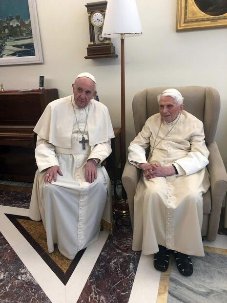 Francisco, Papa de la iglesia católica, da negativo a coronavirus