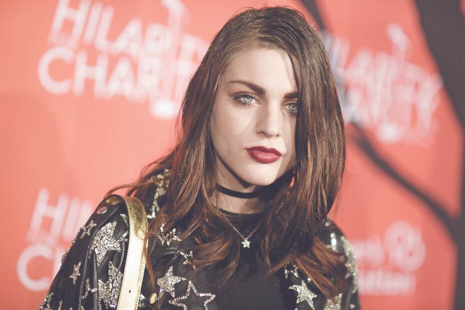 Courtney Love finiquita demanda contra ex yerno sobre supuesto plan para asesinarlo