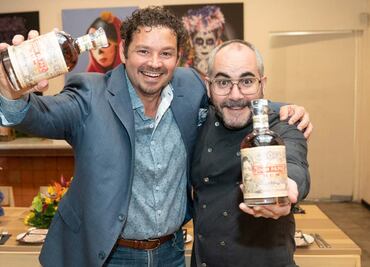 Geoffrey Markle fue el anfitrión de "Dinner of the Dons"