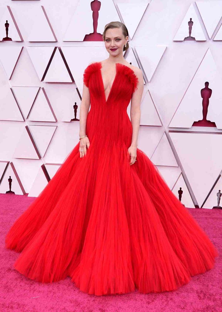 Los mejores looks de la noche de los premios Oscar 2021