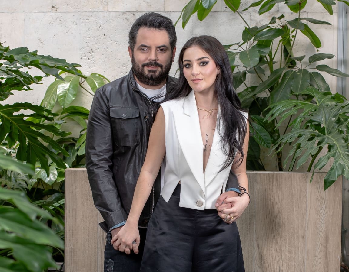 José Eduardo Derbez y Paola Dalay | Foto: Edgar Silva Fuentes - Locación: Mondrian Condesa - Maquillaje: Alberto Pérez - Joyas: HStern - Look: Paris Rodríguez y High Life