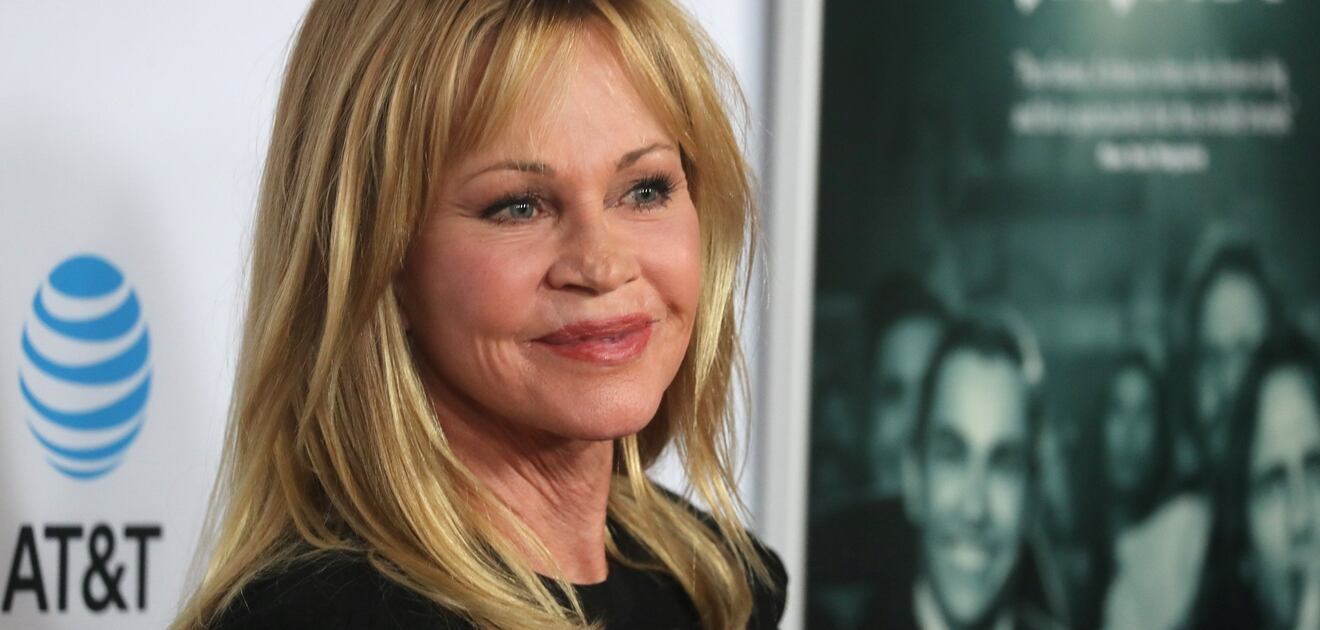 Melanie Griffith, impactante en bikini a sus 61 años