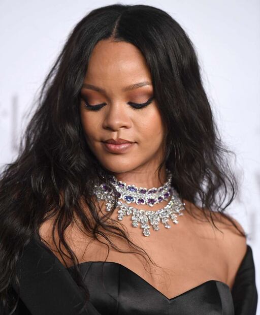 Rihanna se recupera de accidente en scooter eléctrico