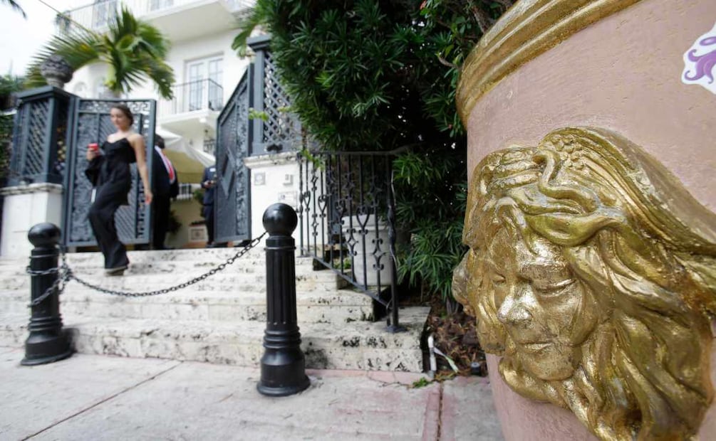 Gianni Versace: Hallan dos muertos en su mansión de Miami
