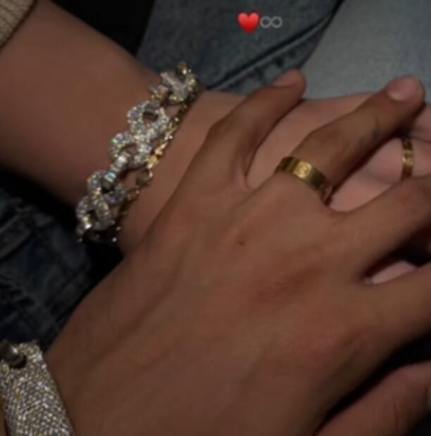 Los anillos de Emily Cinnamon Álvarez y su novio / Foto: Instagram