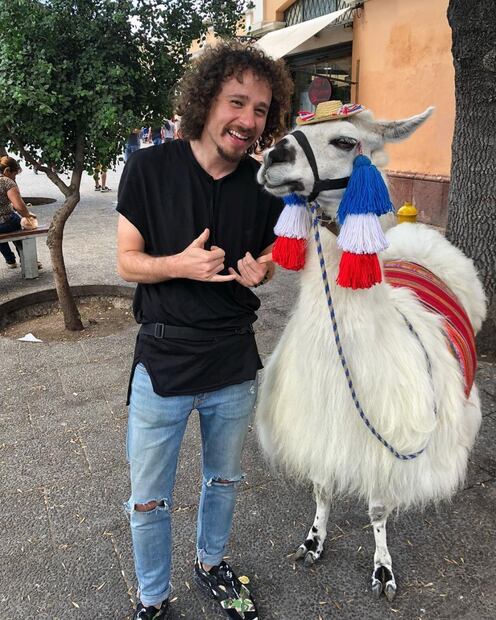 ¿Quién es el youtuber que podría ser gobernador interino de Puebla?