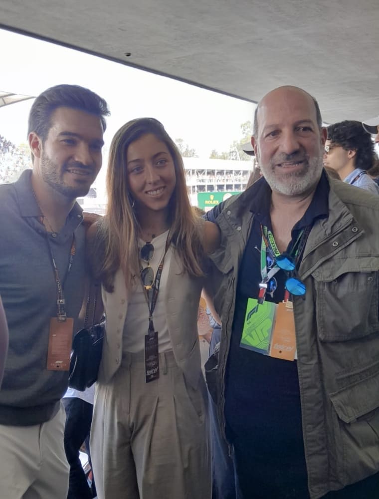 El empresario Patrick Slim, Diego y Valeria en el Gran Premio de México 2023 / Foto: Revista Clase