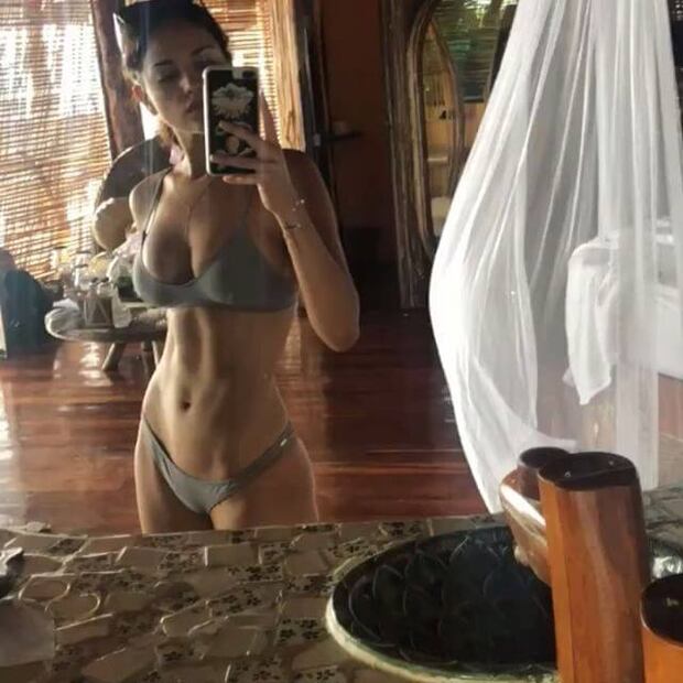 Eiza González de vacaciones en Cancún con su nuevo novio