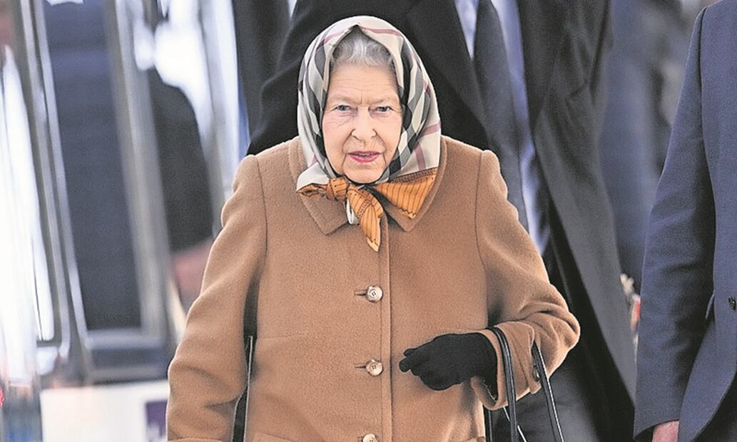 La reina Isabel ll estará aislada indefinidamente en el Castillo de Windsor