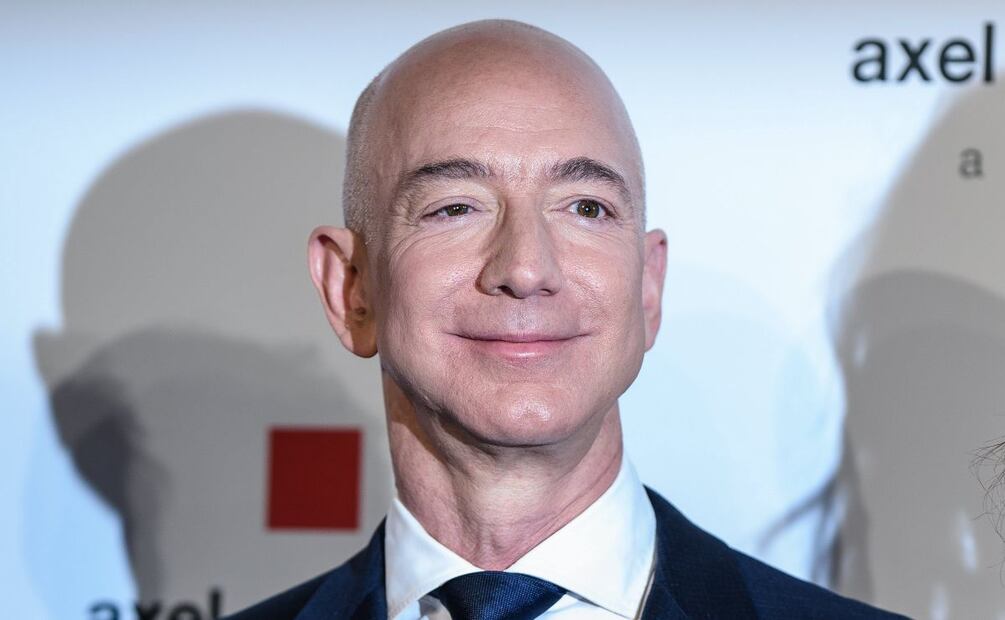 Por lujoso yate de Jeff Bezos, destruirán puente histórico de Róterdam