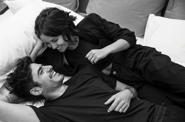 Con esta tierna fotografía se despide Natasha Dupeyrón y su esposo Yago Muñoz del 2019