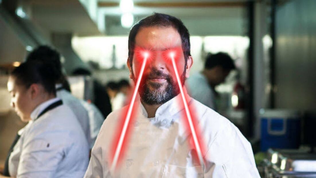 Los memes de Enrique Olvera y su queja sobre el limón y los chiles toreados