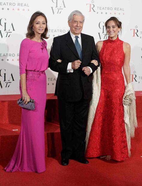 Isabel Preyser, su exnovio Mario Vargas Llosa y Tamara Falcó / Getty Images