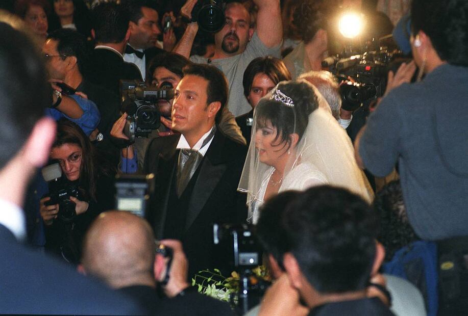 Anuar, hijo de Victoria Ruffo y Omar Fayad, presenta a su novia: Arantza Romero