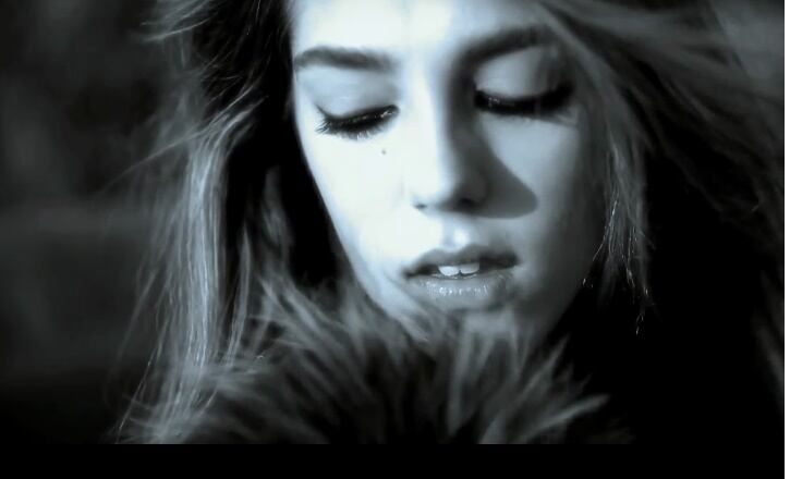 VIDEO: Sistine Stallone se estrena como modelo