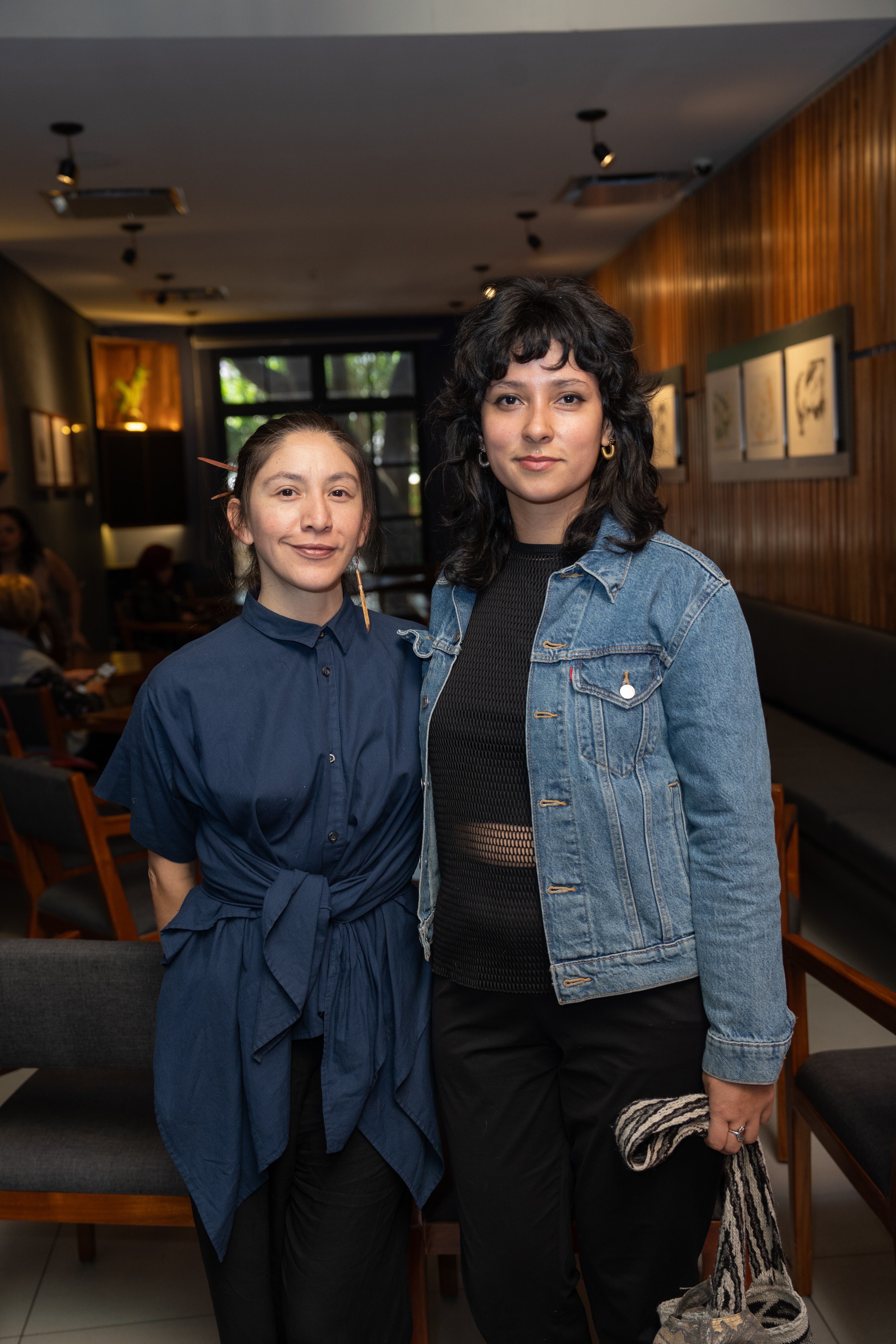 Aisha Serrano y Laura Soto. (Foto: Héptor Arjona)