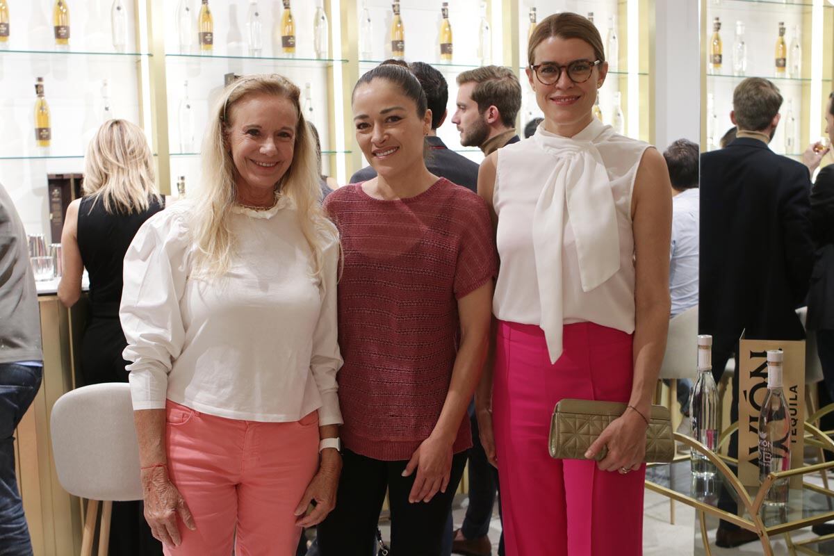 Vicky Williams, Rocío Cid y Fabiola Torres. (Foto: Mónica Martínez/ Quadra producciones para VIP)