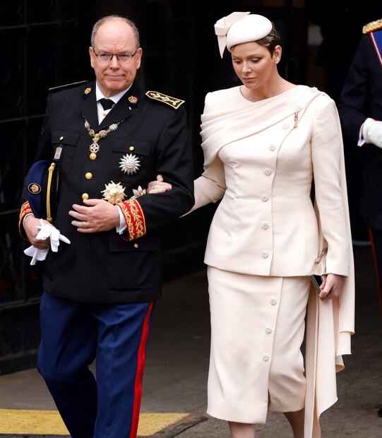 El príncipe Alberto y Charlene de Mónaco en la coronación de Carlos III / AFP